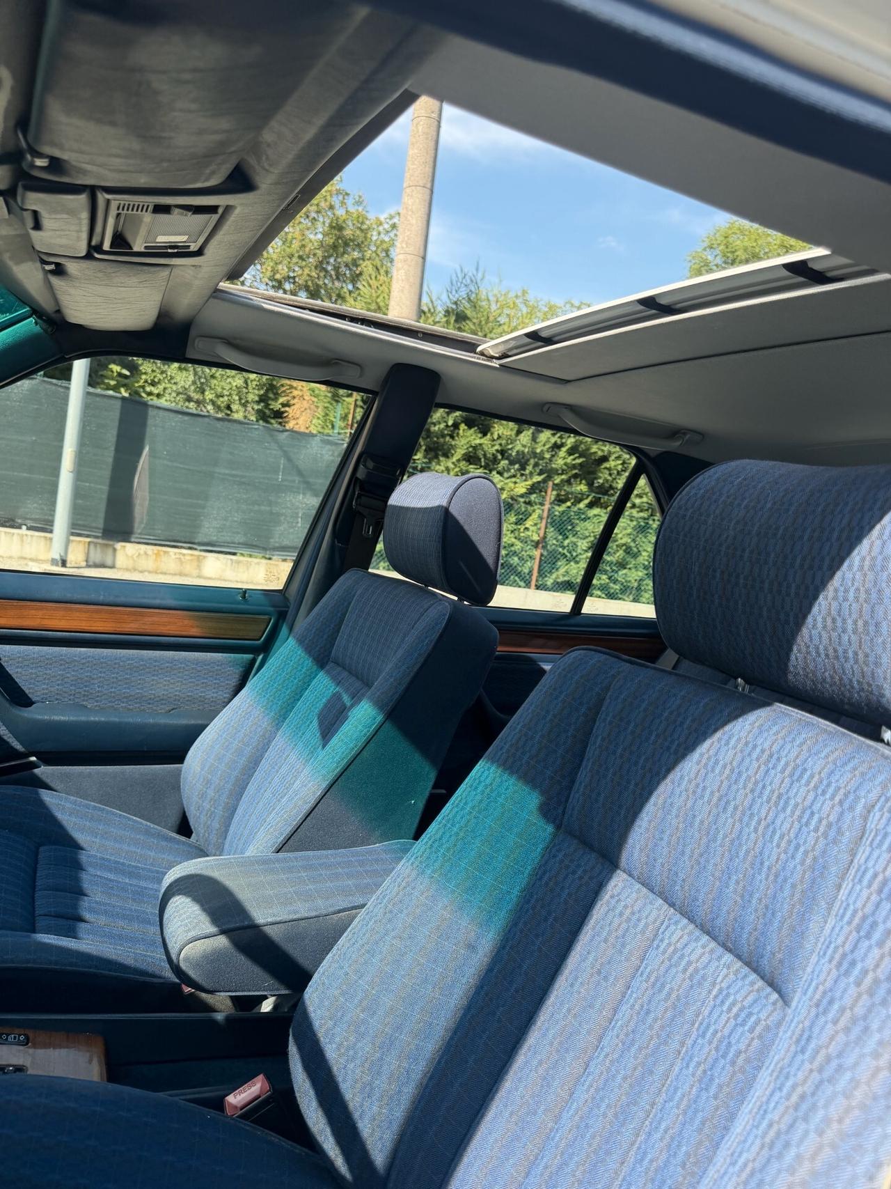 Mercedes-Benz E 200 2.0 GPL - CERTIFICAZIONE ASI - OTTIME CONDIZIONI -