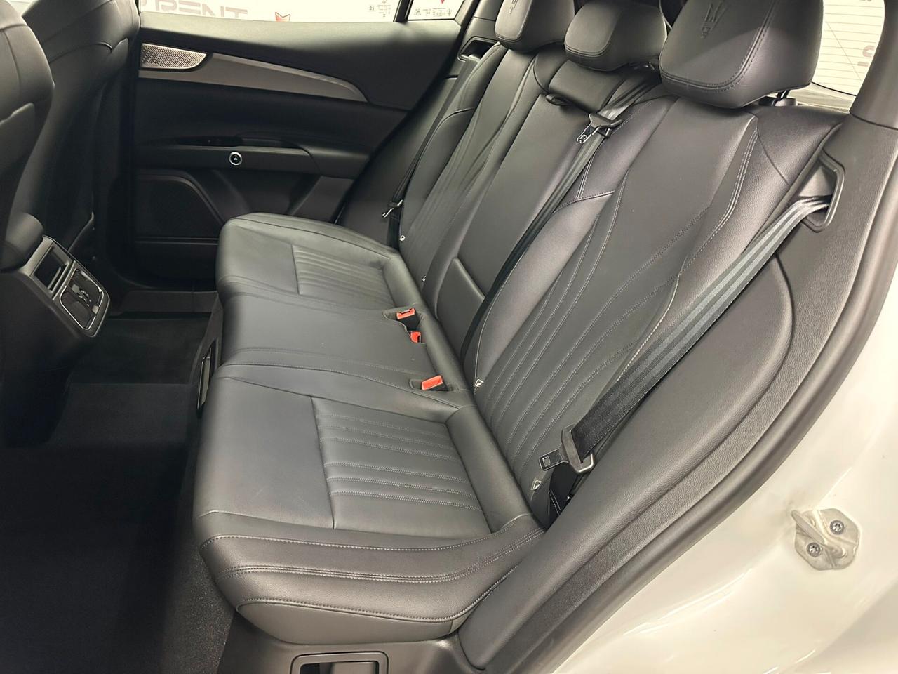 Maserati Grecale MHEV 300 CV AWD GT