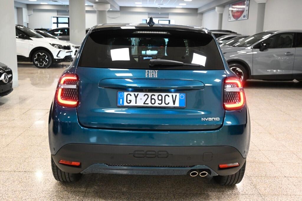 FIAT 600 HYBRID 136CV AUTOMATICA LA PRIMA – 23.000 KM – FULL OPTIONAL