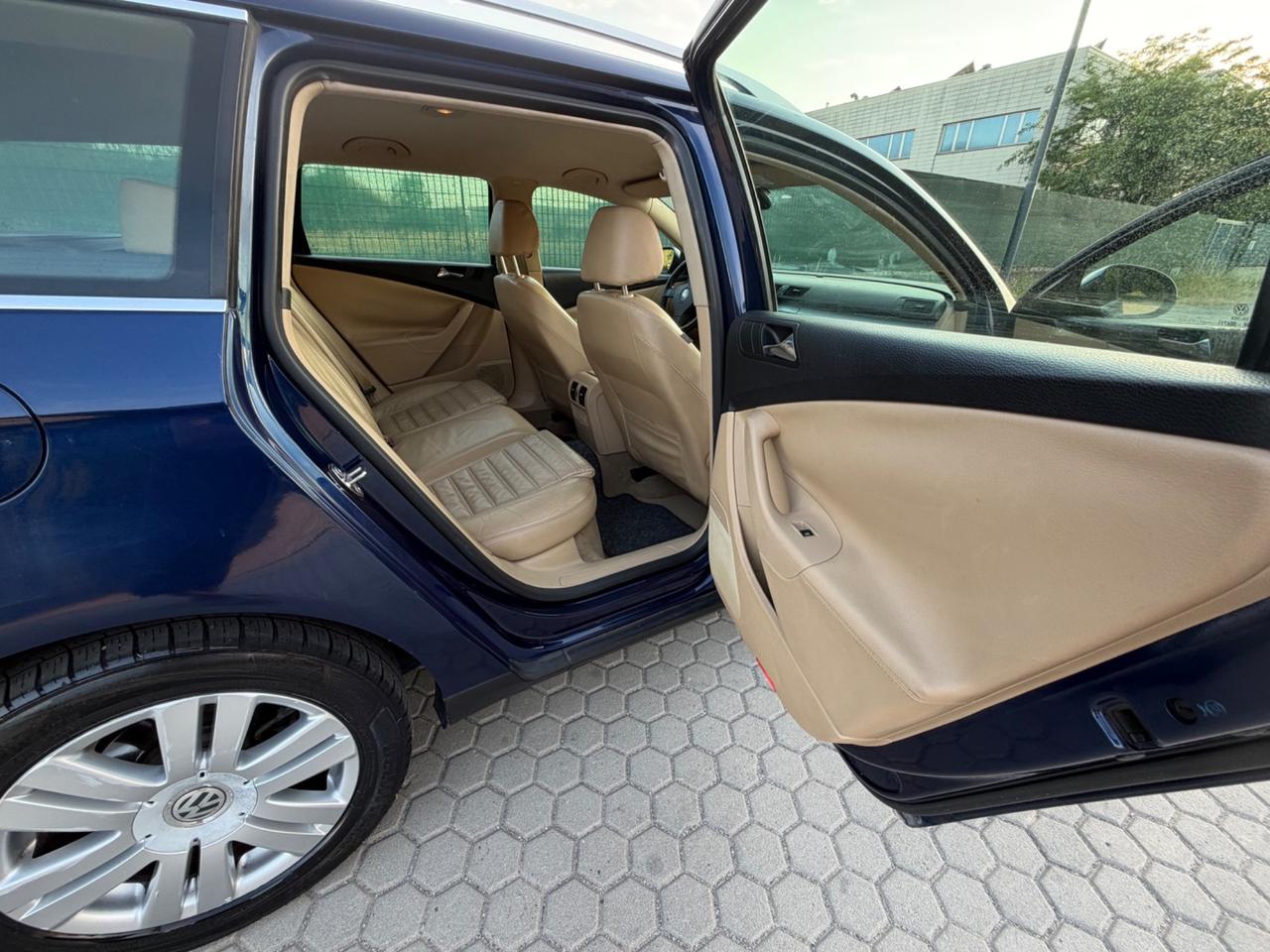 Volkswagen Passat 2.0 TDI DPF Var. Highline