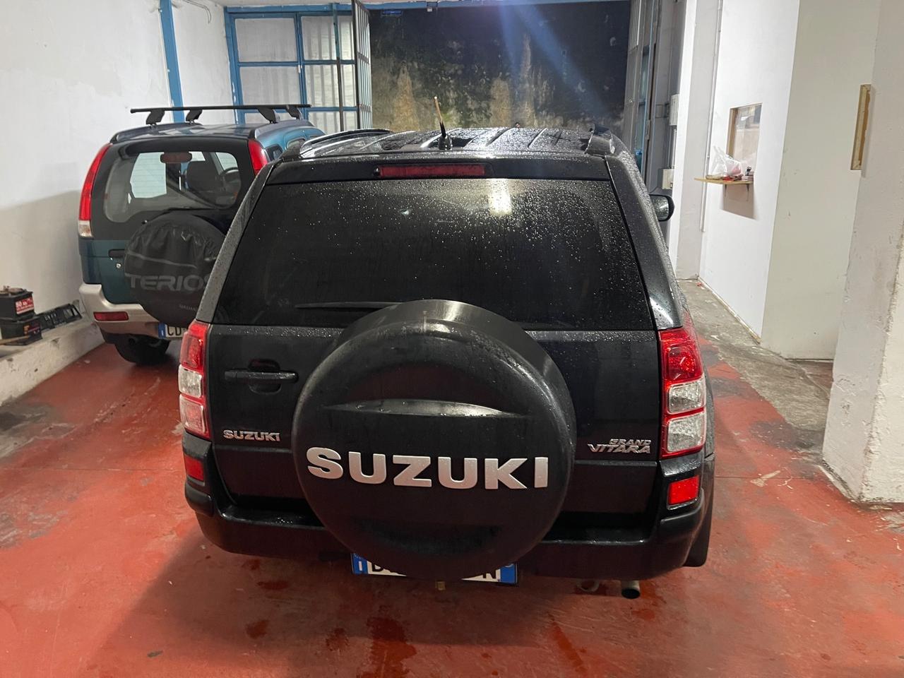 Suzuki Grand Vitara 2.0 16V 5 porte