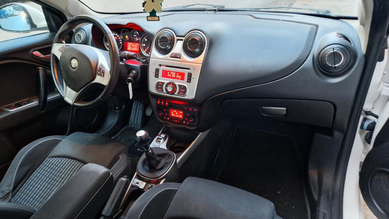 Alfa Romeo MiTo 1.3 JTDm-2 95 CV S&S Distinctive