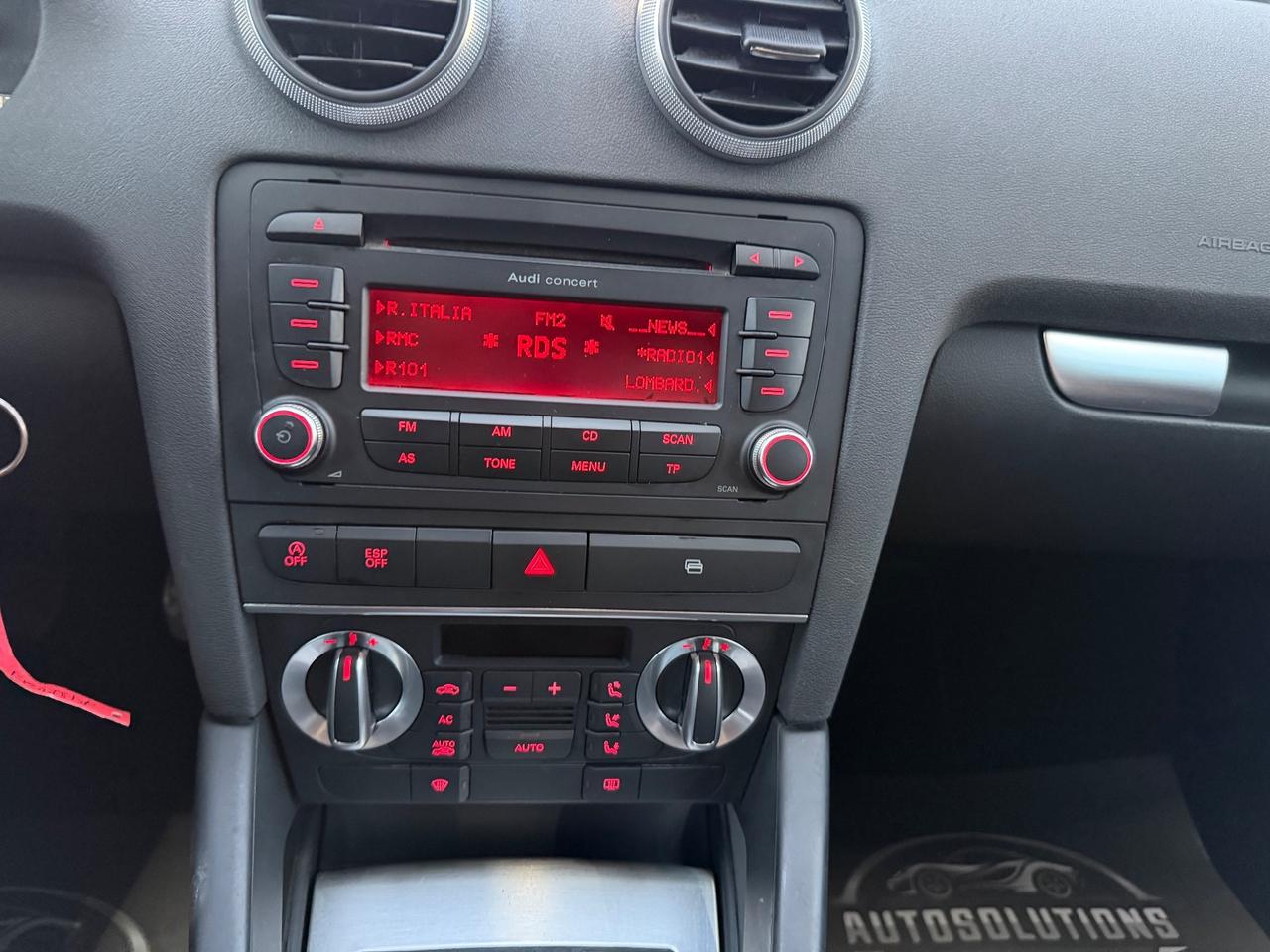 Audi A3 Sportback 1.6 105cv S-Line Total Black