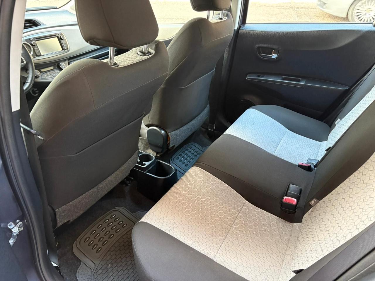 Toyota Yaris 1.3 5 porte Lounge