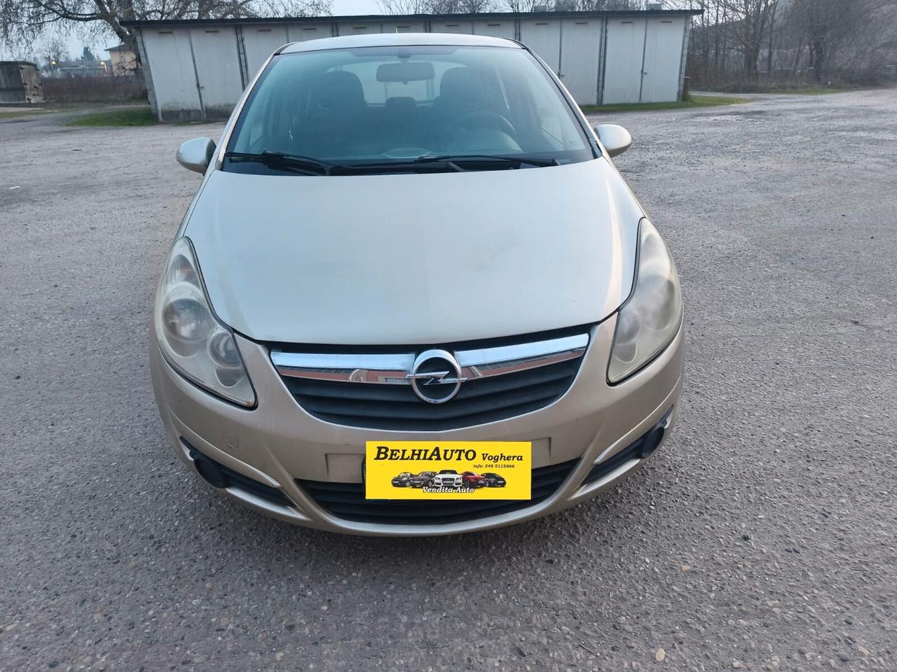 Opel Corsa 2008---1.2 Benzina Neopatentati