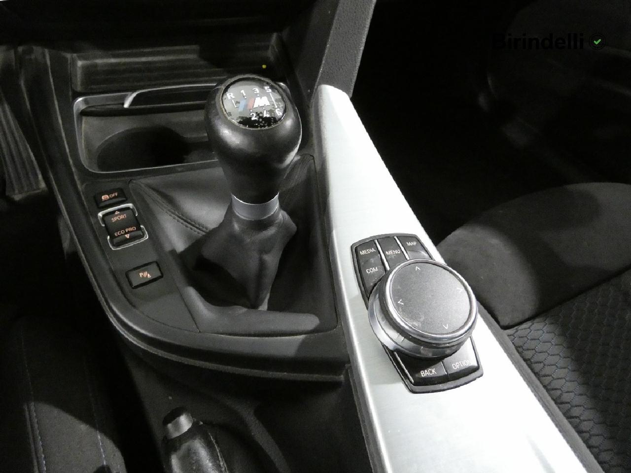 BMW Serie 3 (F30/31) - 320d Touring Msport