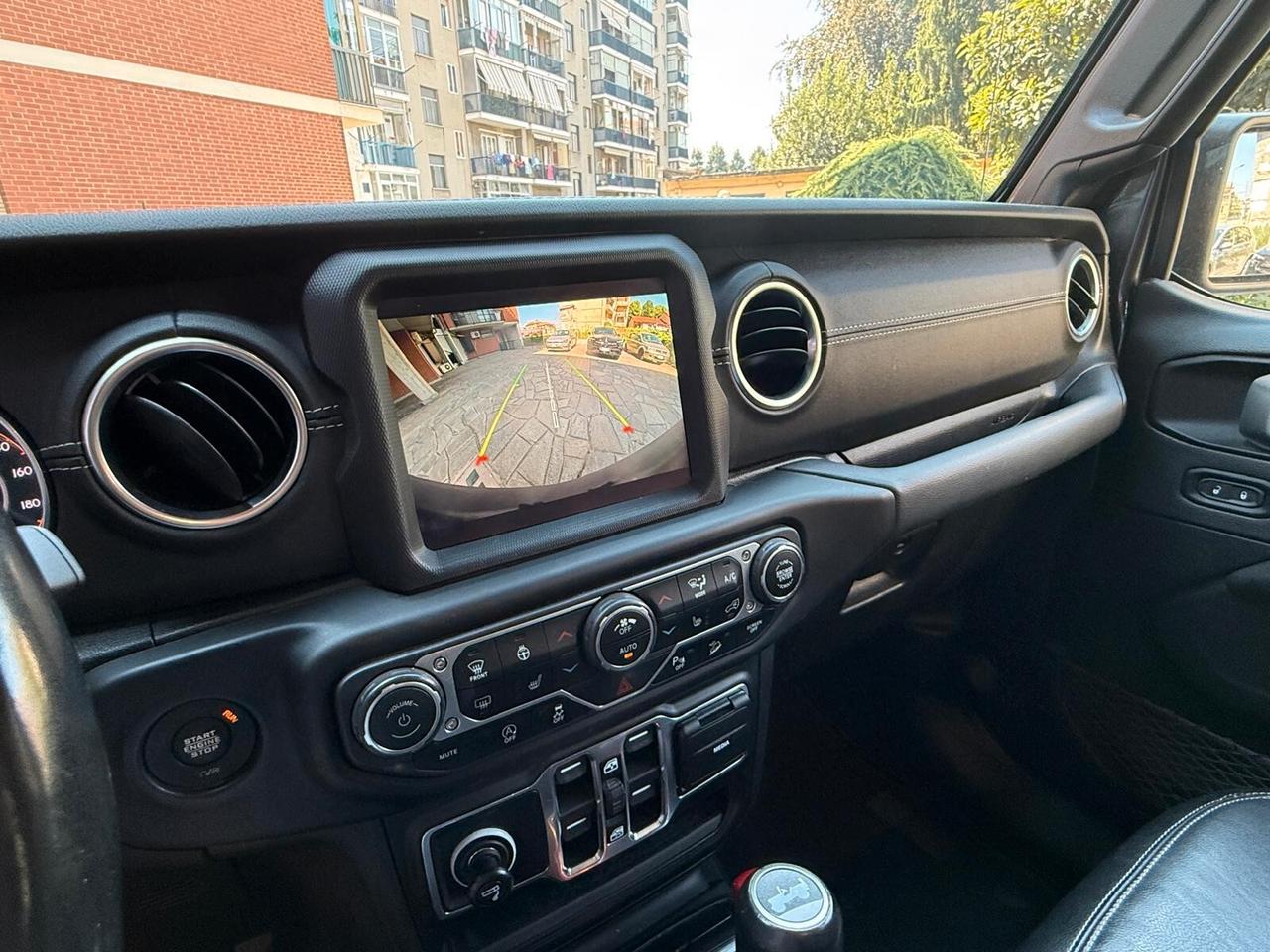 Jeep Wrangler Unlimited 2.2 Mjt II Sahara