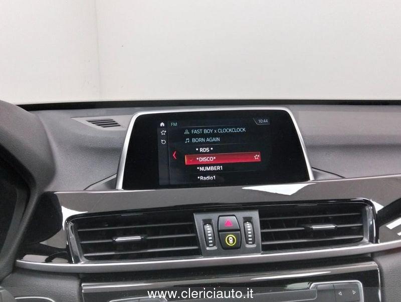 BMW X1 sDrive18d xLine Aut. (TETTO)