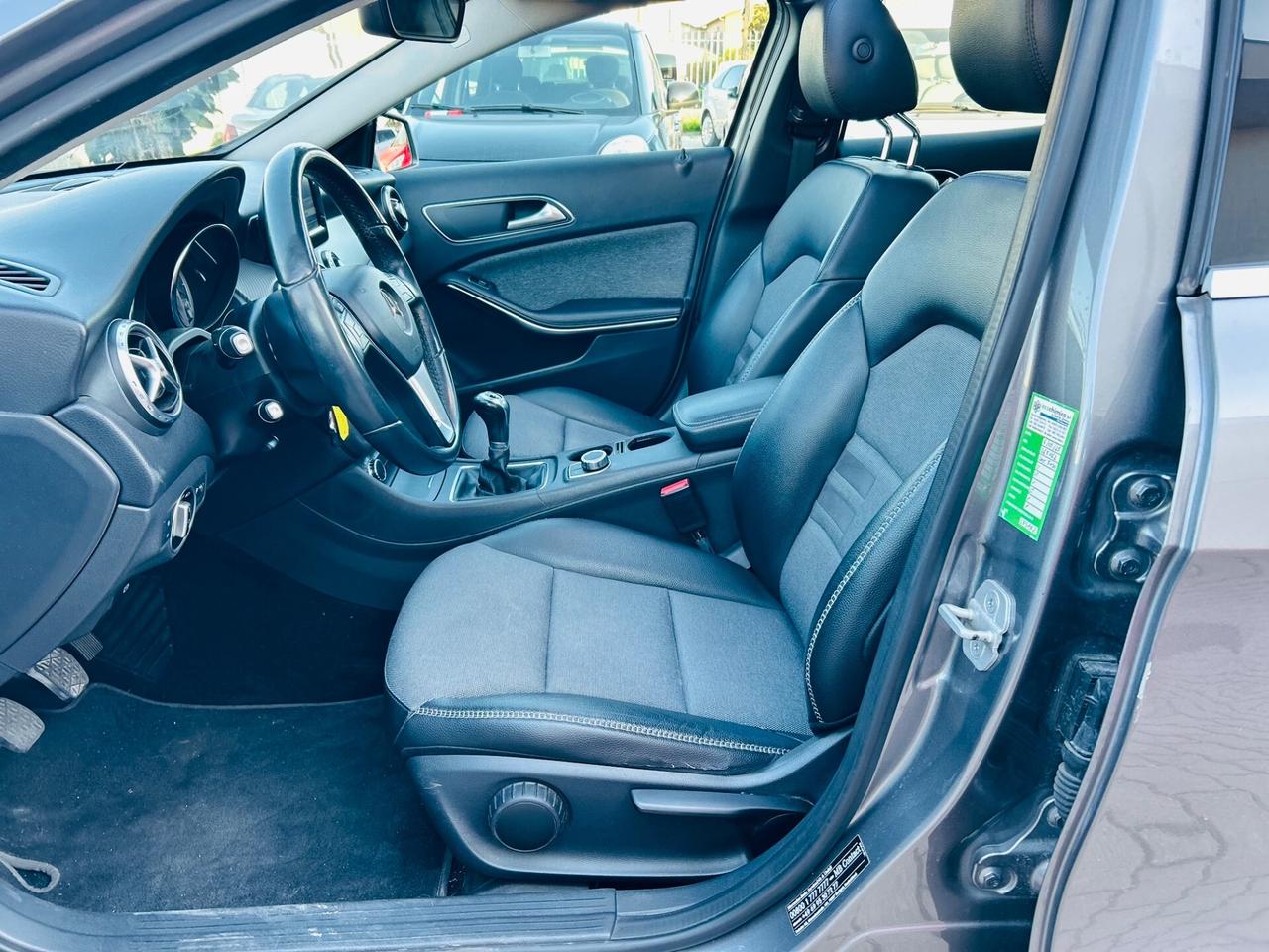 Mercedes-benz GLA 200 d Premium