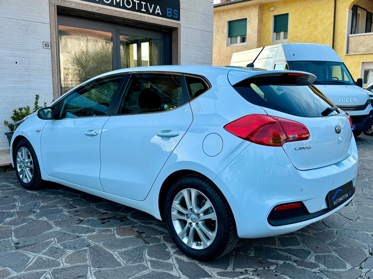 Kia Ceed cee'd 1.6 CRDi 110 CV 5 porte Cool