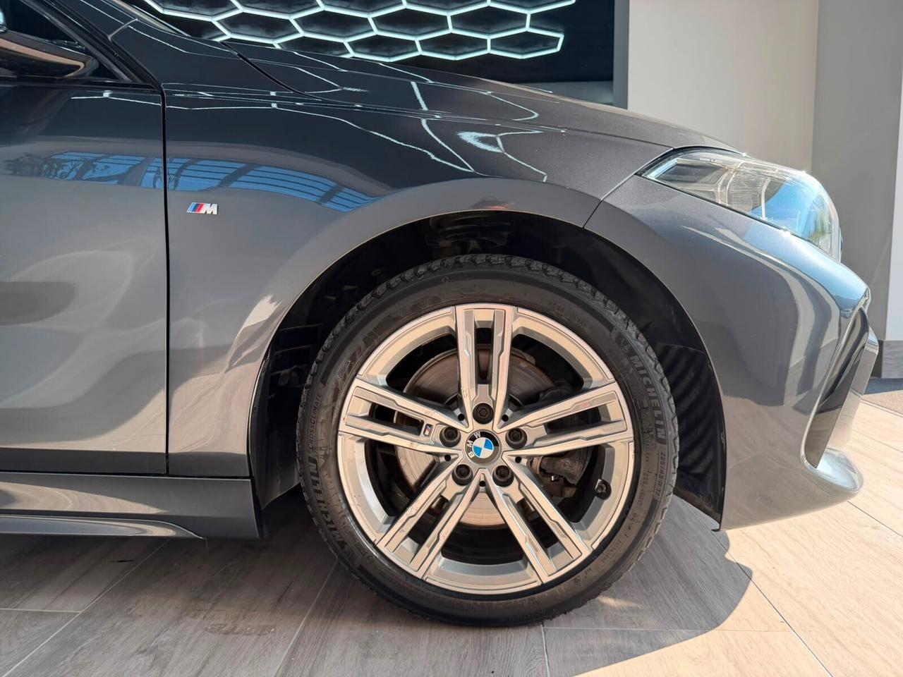 Bmw 118 118d 5p. Msport