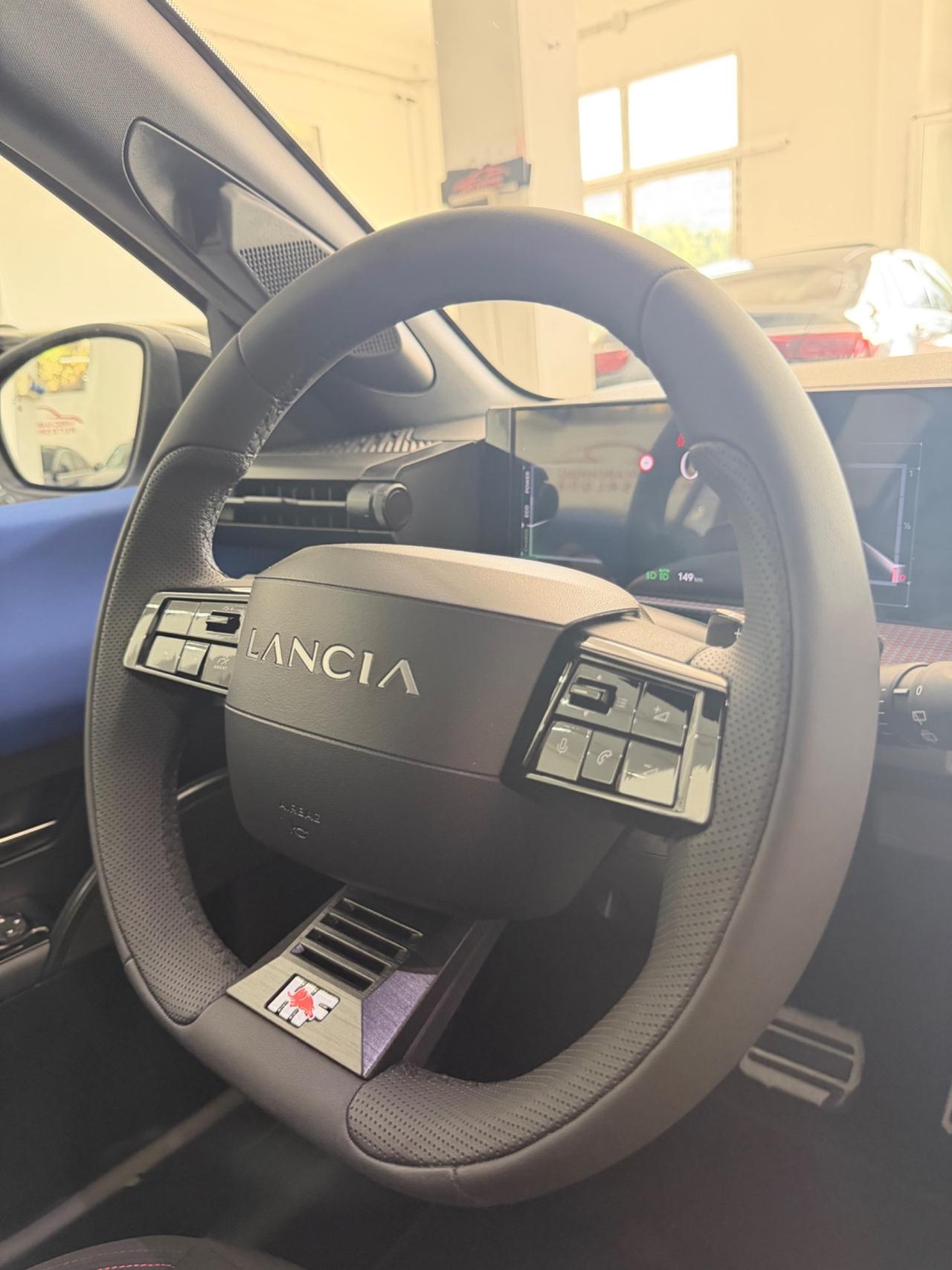Lancia Ypsilon Hybrid e-DCT HF Line FINANZIABILE