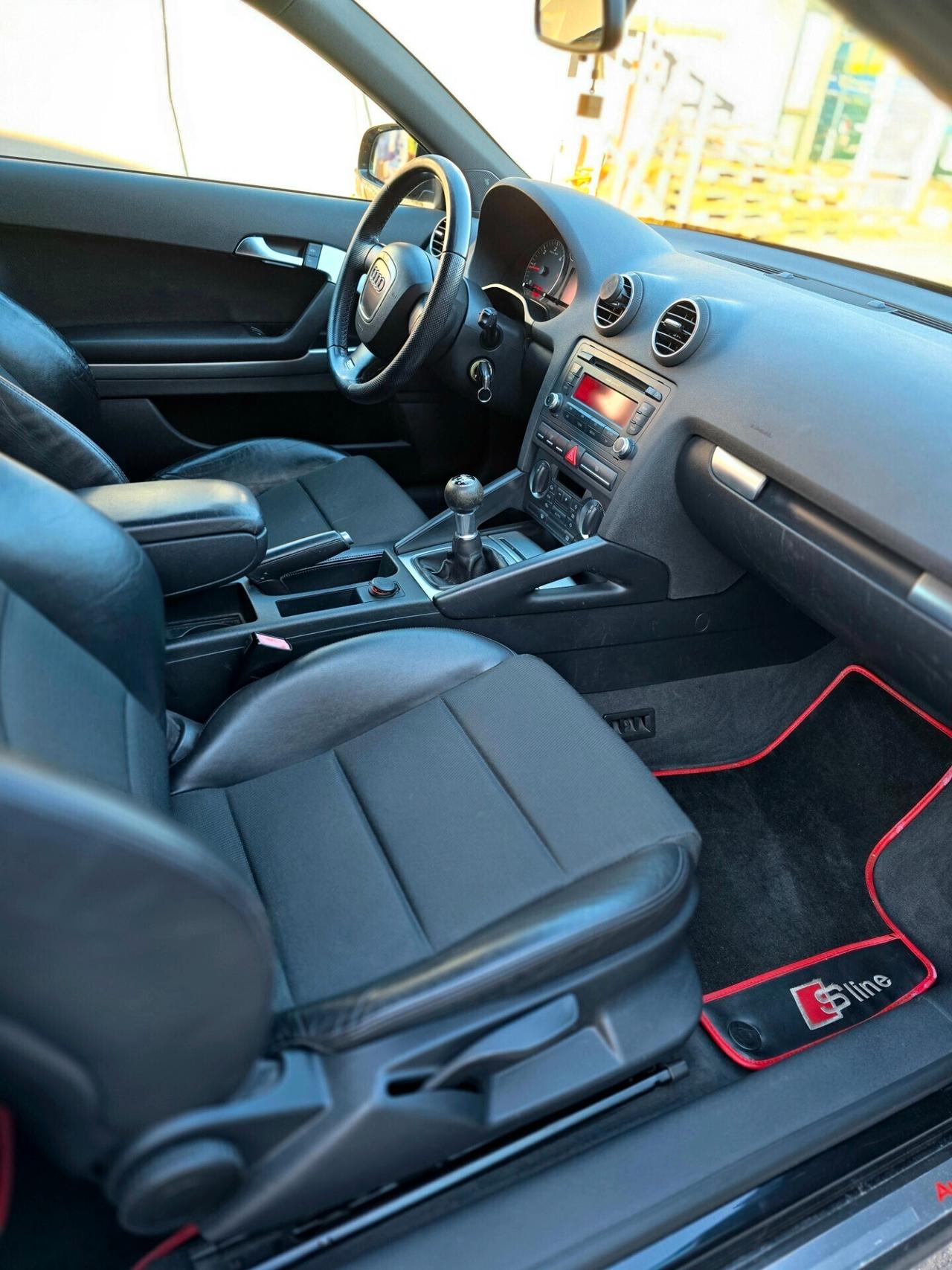Audi A3 2.0 TDI 140CV S-LINE
