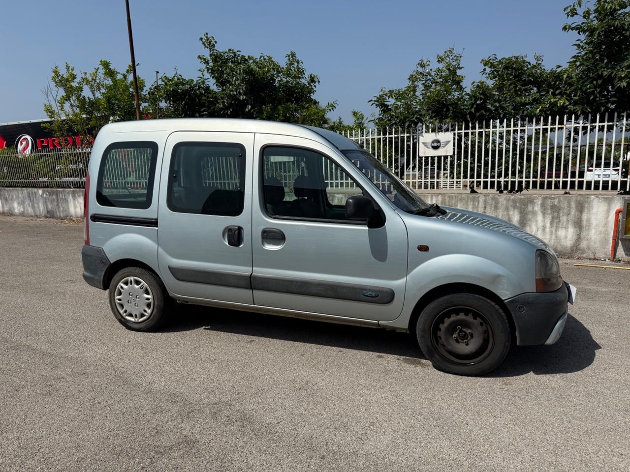 Renault Kangoo 1.9 D 4p. Authentique