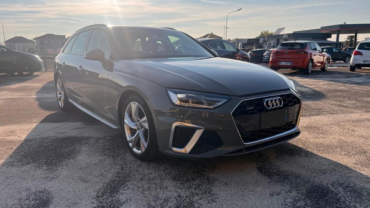 Audi A4 AVANT 40 TDI QUATTRO S-tronic S-line edition
