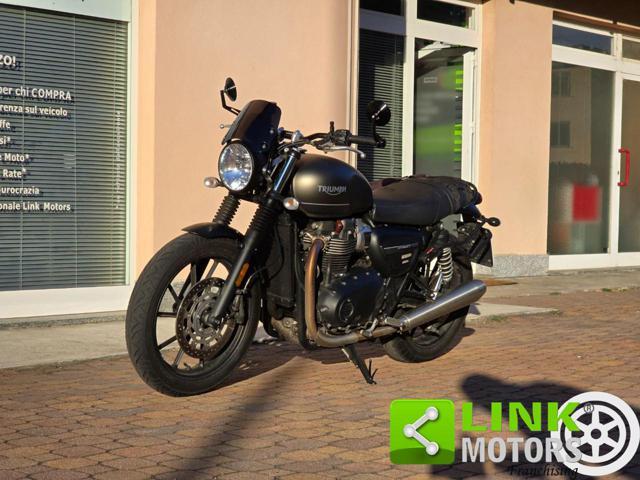 TRIUMPH Street Twin 900