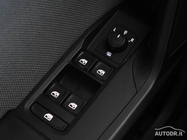 SEAT Leon Sportstourer 1.5 TGI DSG Business FULL LED, Navi