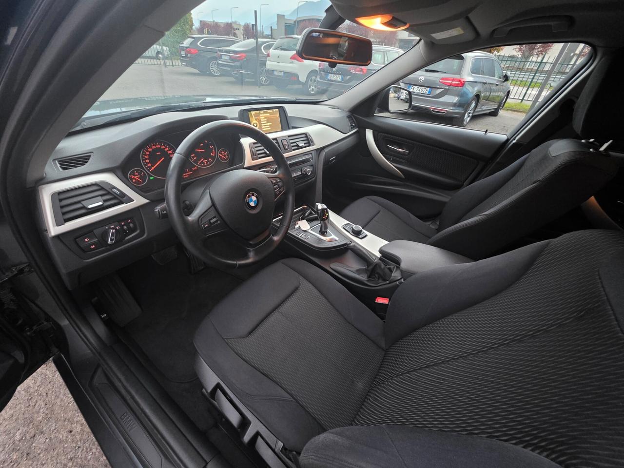 Bmw 318 318d Touring Business aut.