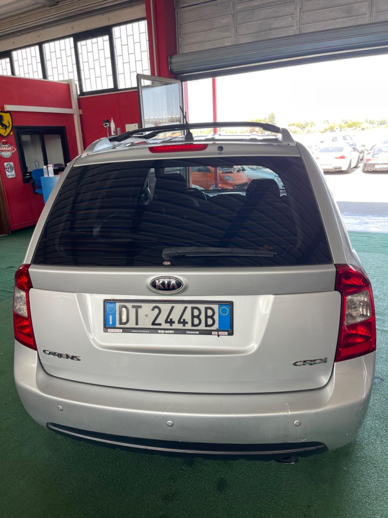 Kia Carens 2.0 16V CRDi PERMUTE RATE