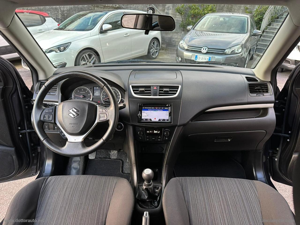 SUZUKI Swift 1.3 DDiS 5p. B-Top Bi-Color