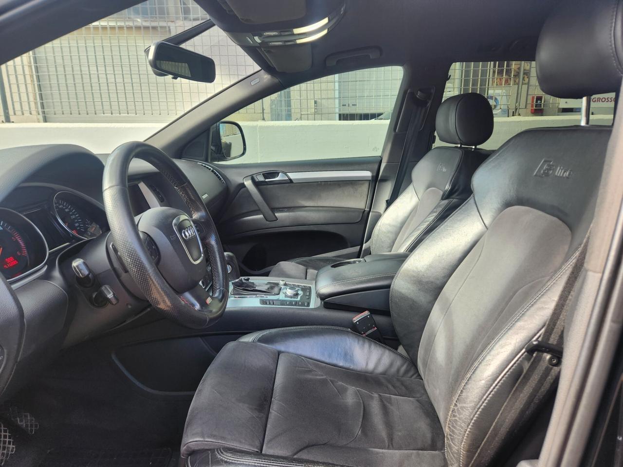 Audi Q7 4.2 V8 TDI quattro tiptronic