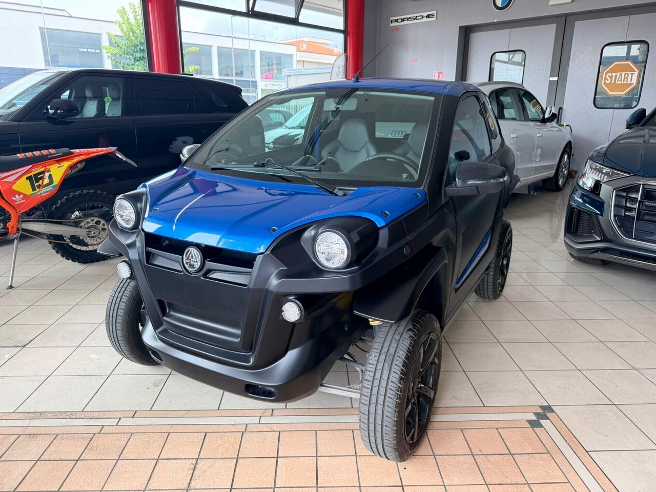 Minicar Elettrica Aixam E-Truck 9.600 km