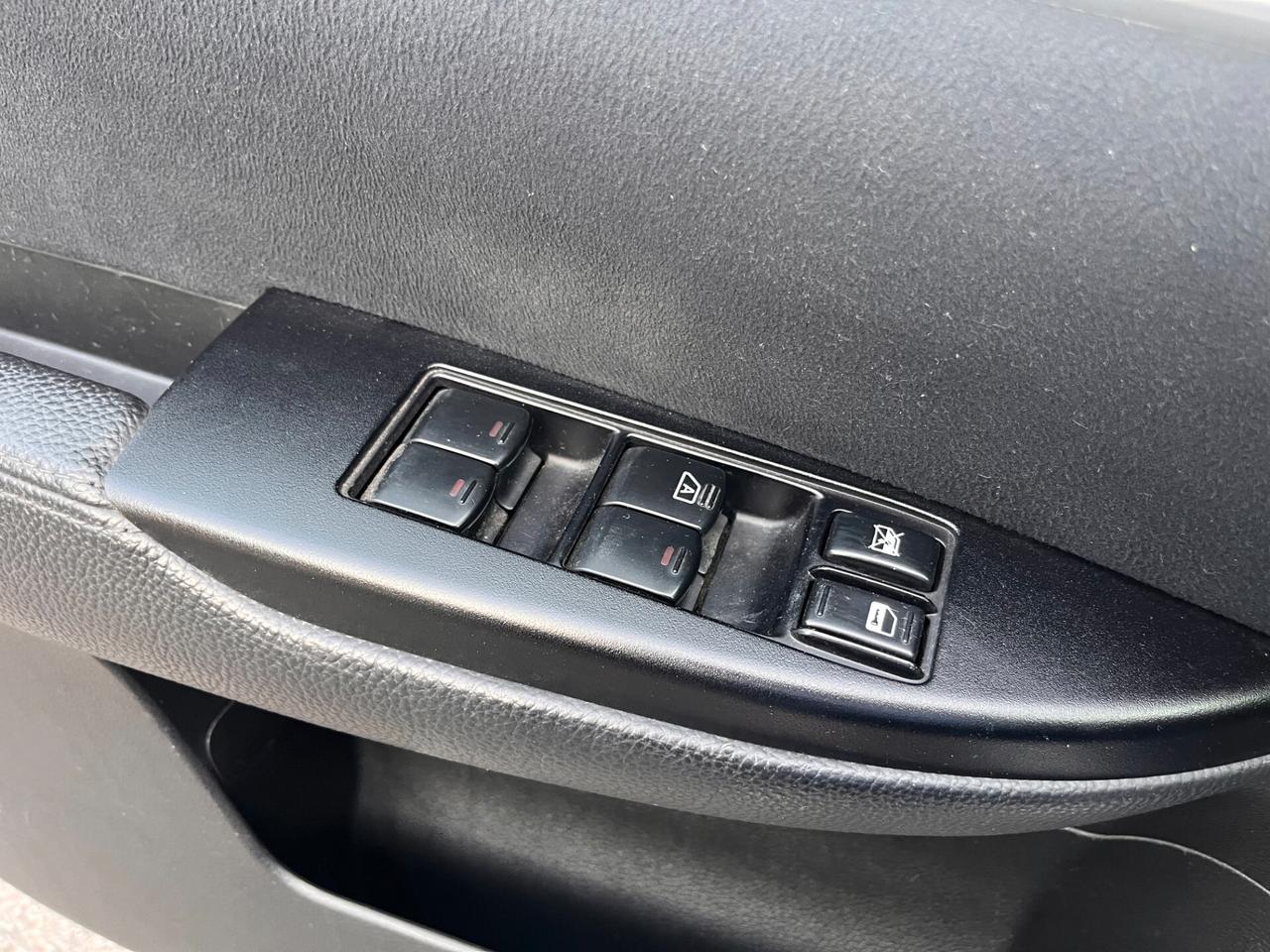Subaru OUTBACK 2.0D Exclusive - 2013