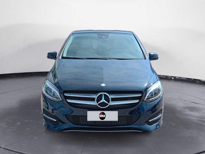 Mercedes-Benz B 180 s Sport Next auto