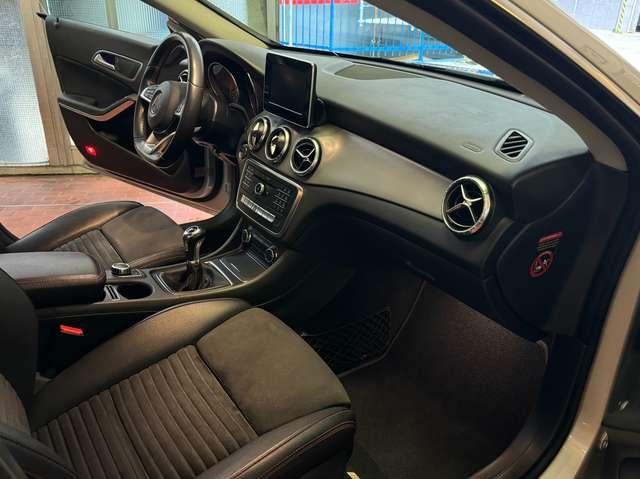 Mercedes-Benz CLA 200 cla 200 premium