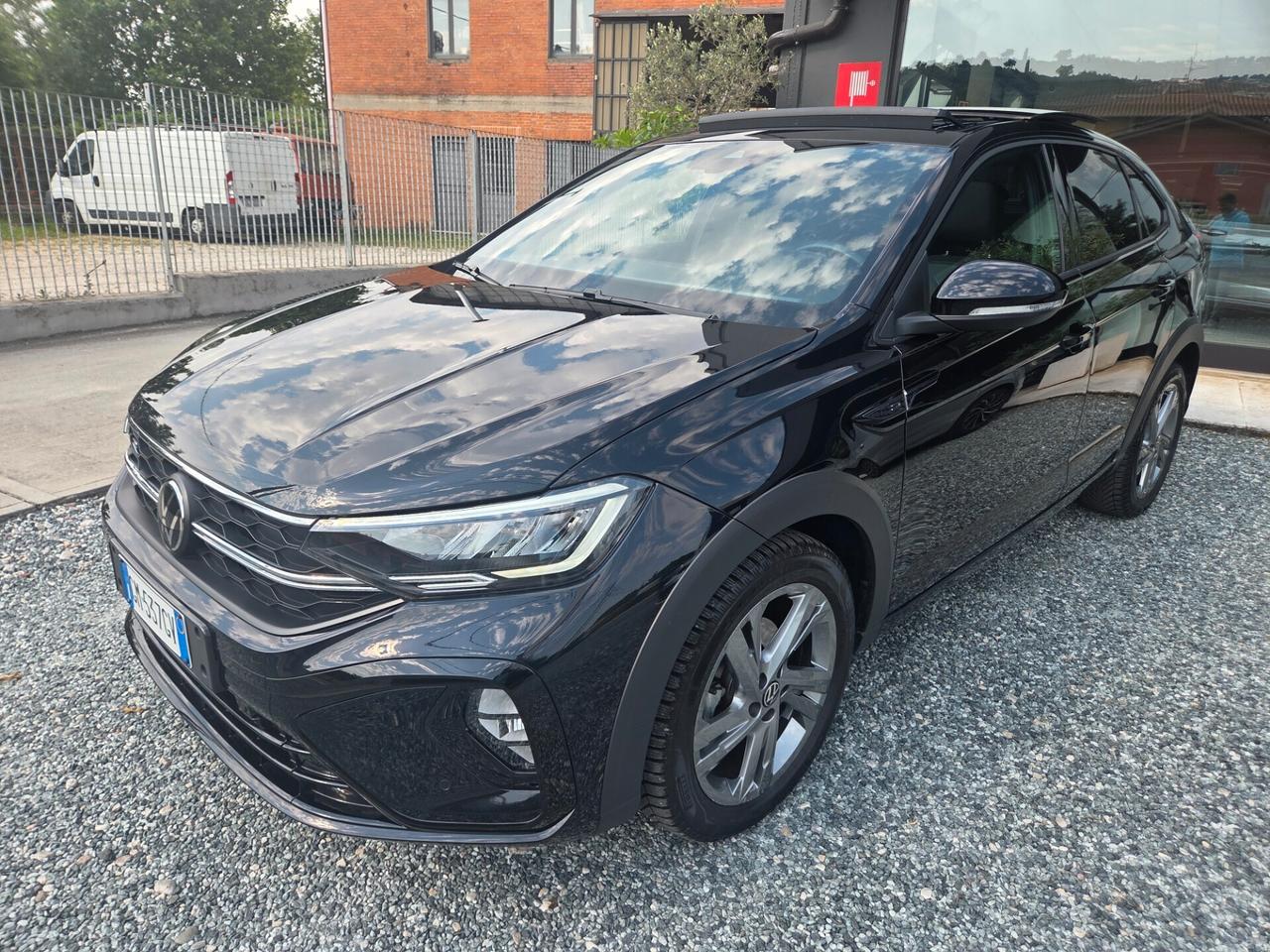 Volkswagen Taigo 1.0 TSI 110 CV DSG R-Line