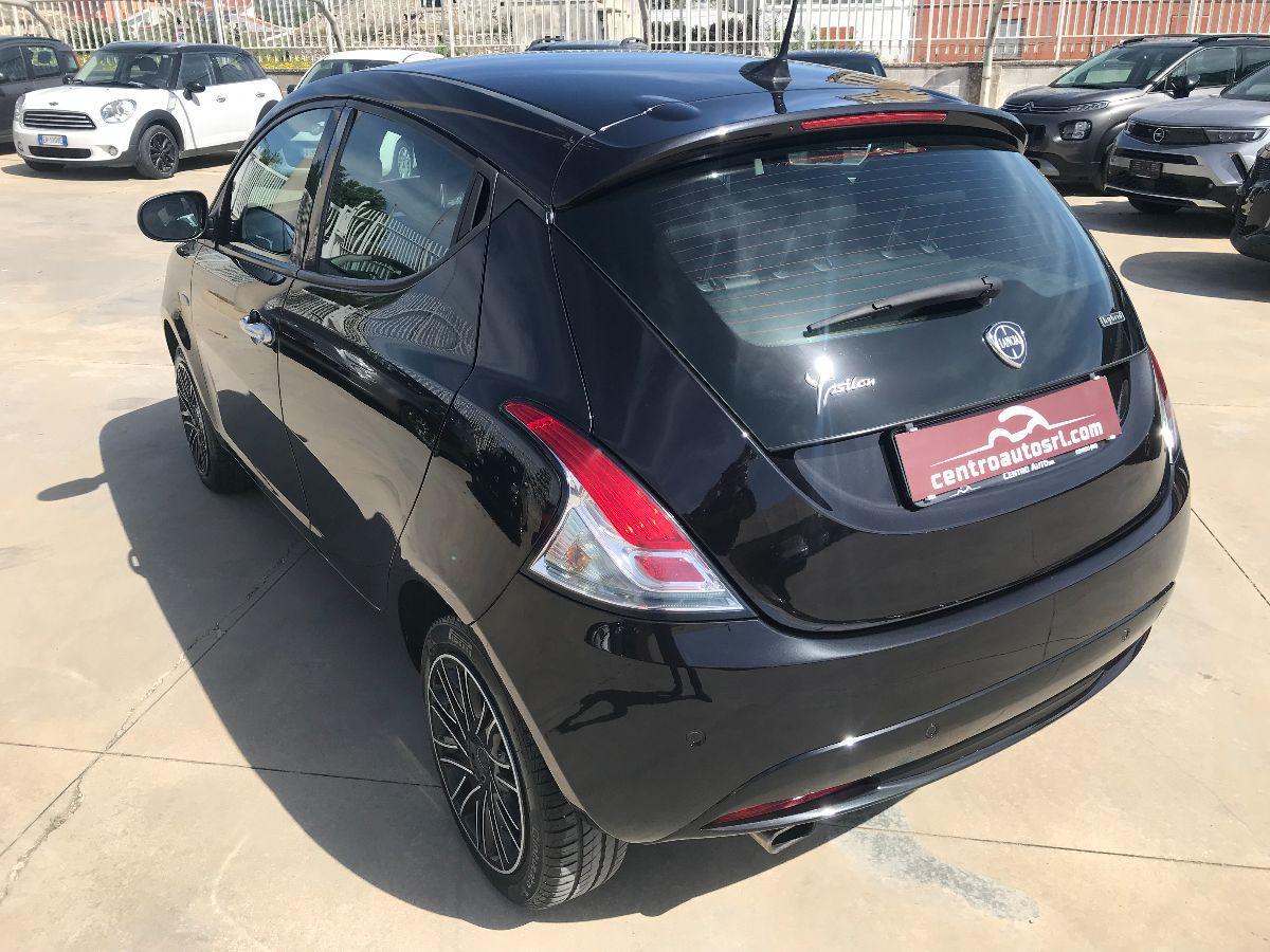 LANCIA Ypsilon 1.0 FireFly 5p.S&S Hybryd Gold