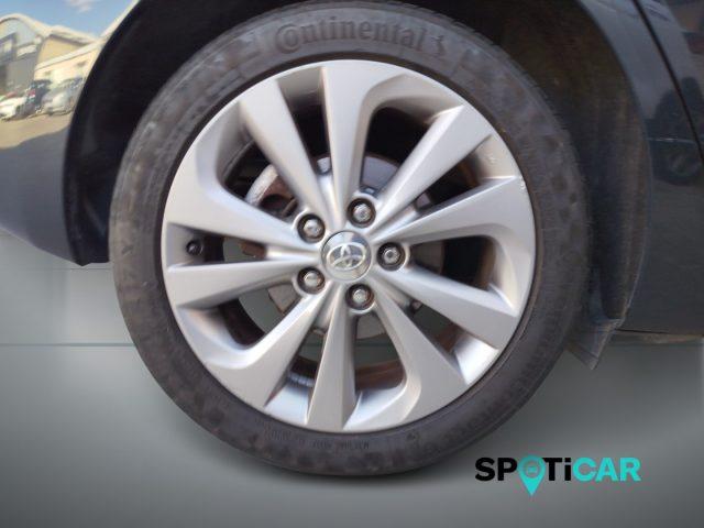 TOYOTA Auris 1.8 Hybrid 5 porte Active