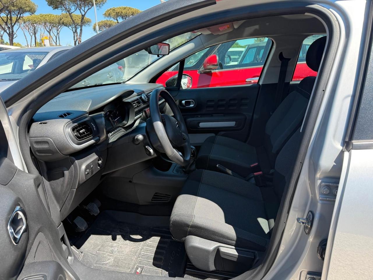 Citroen C3 PureTech 82 GPL Shine Tetto Rosso pari al nuovo