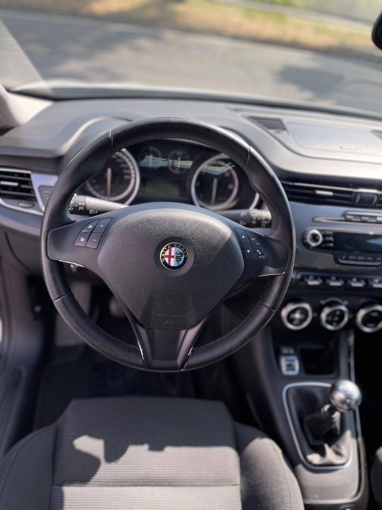 Alfa Romeo Giulietta 1.6 JTDm-2 105 CV Distinctive