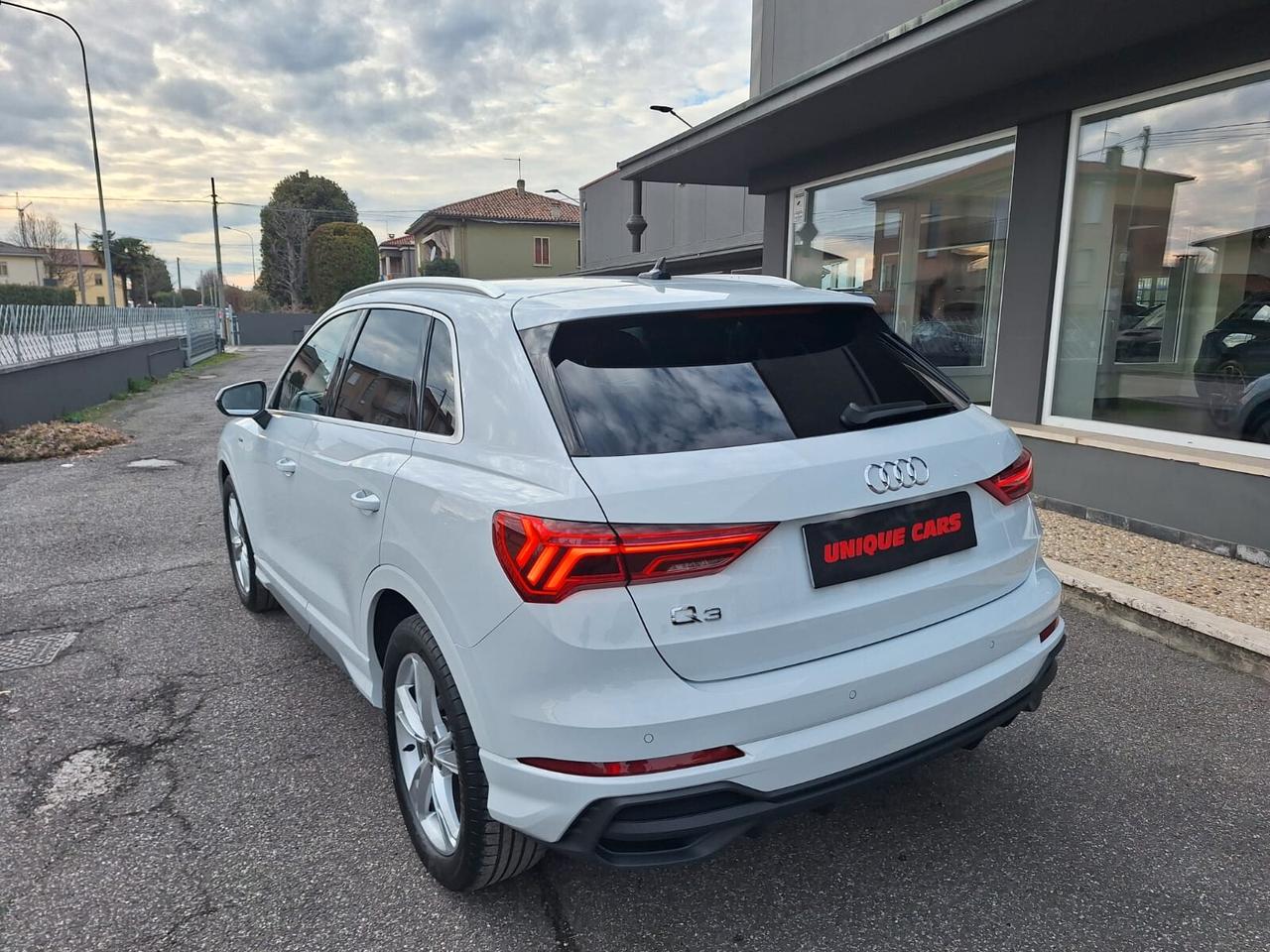 Audi Q3 35 TDI S tronic line edition