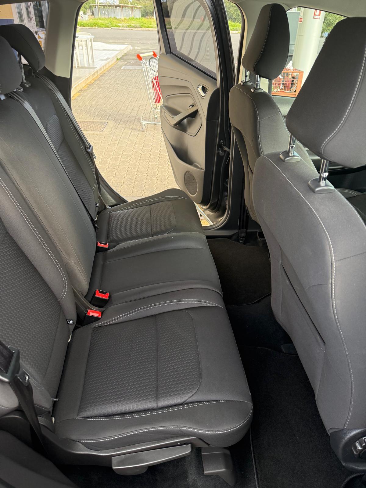 Ford Kuga 2.0 TDCi 4WD Titanium