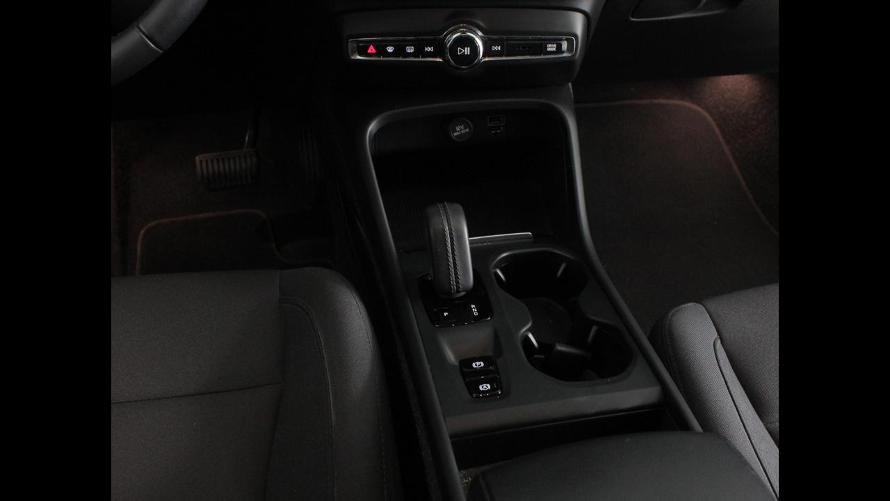 VOLVO XC40 - XC40 1.5 t5 phev Inscription Expression auto my21