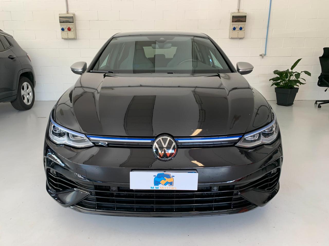 Volkswagen Golf 2.0 TSI DSG 4Motion R
