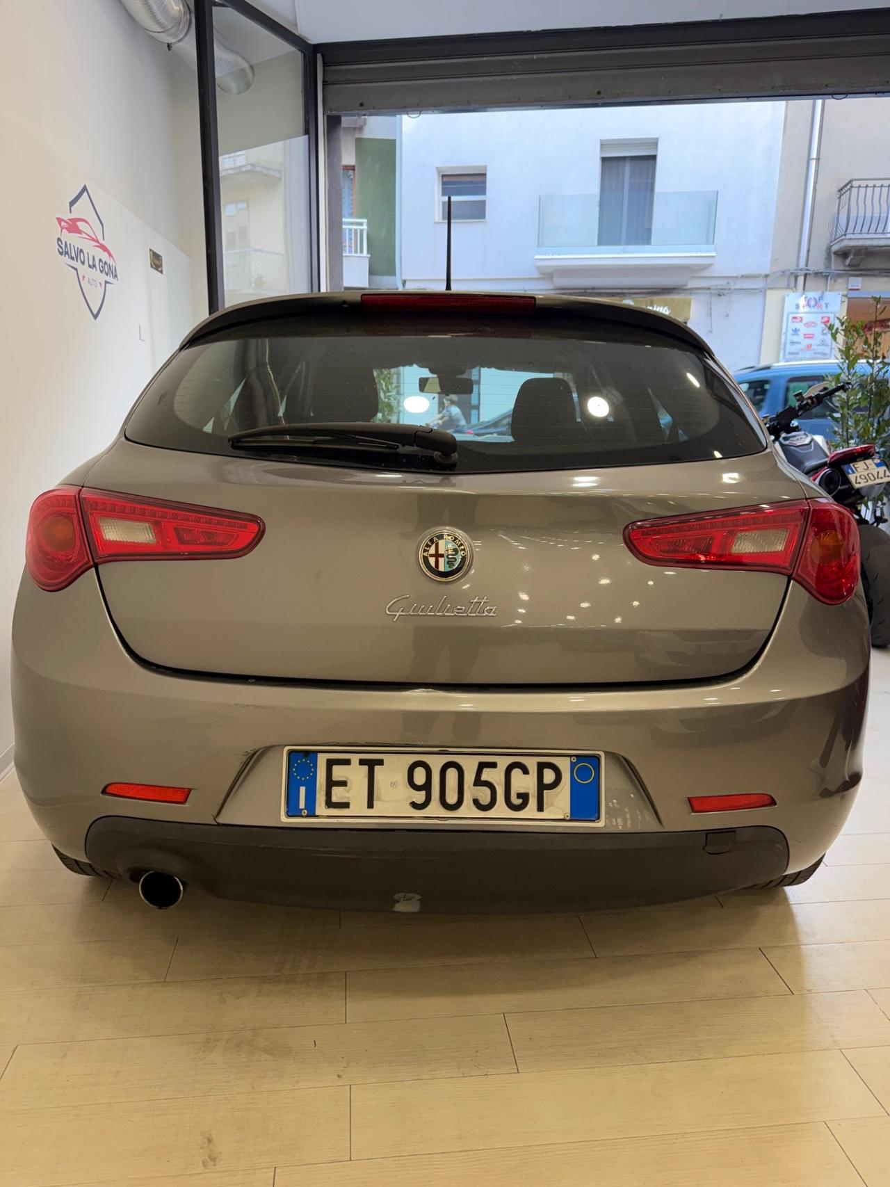Alfa Romeo Giulietta 1.6 JTDm-2 105 CV Exclusive