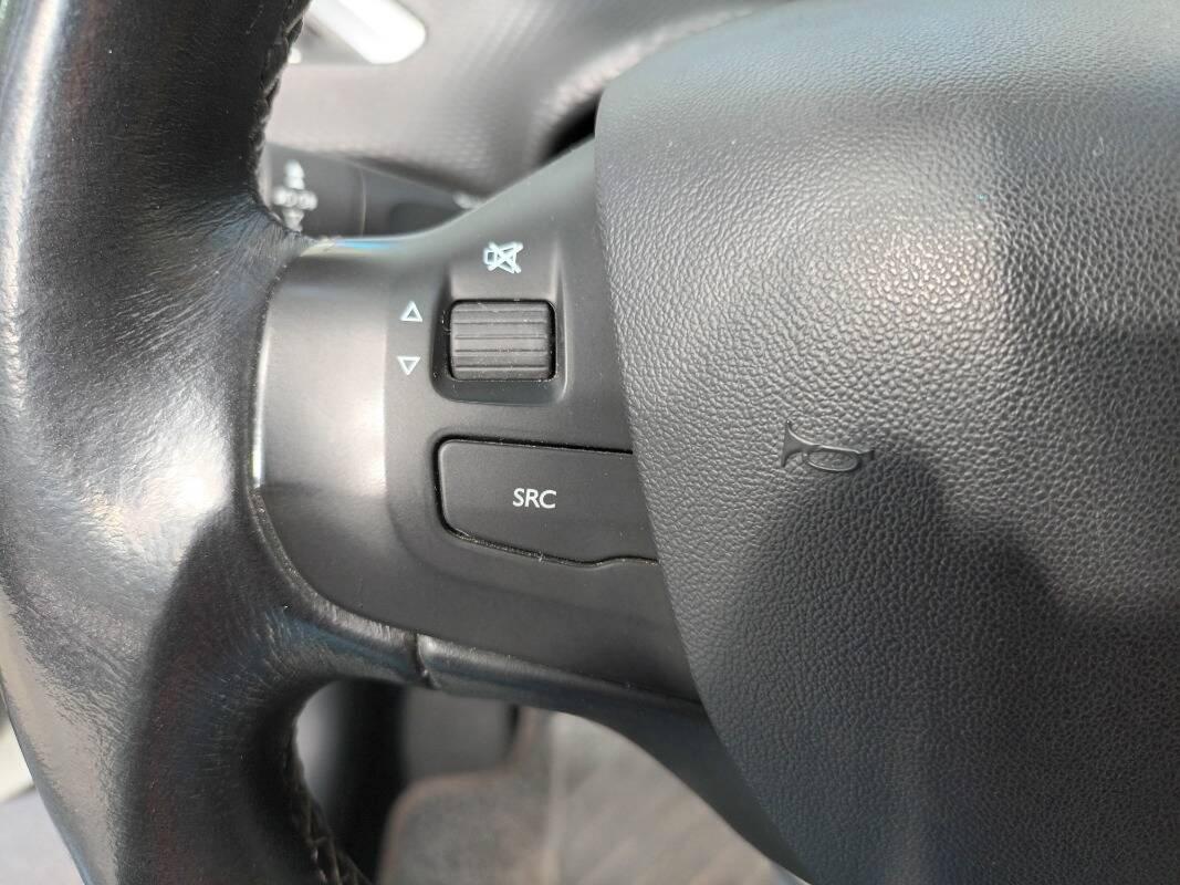 Peugeot 208 1.6 hdi Allure 75cv 5p