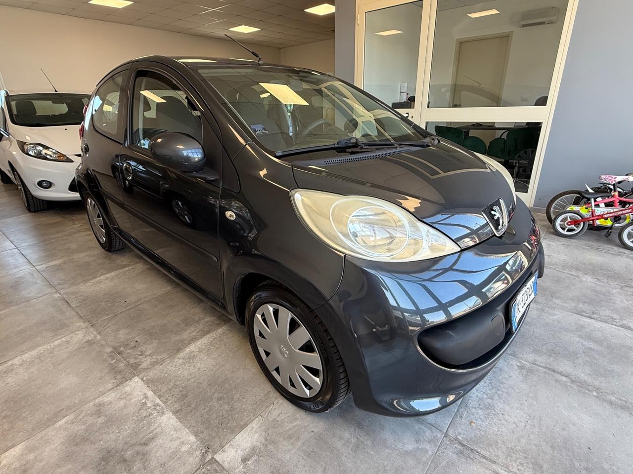 Peugeot 107 1.4 HDi 5p. Plaisir