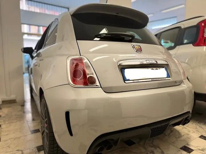 Abarth 500 1.4 Turbo T-Jet 160cv