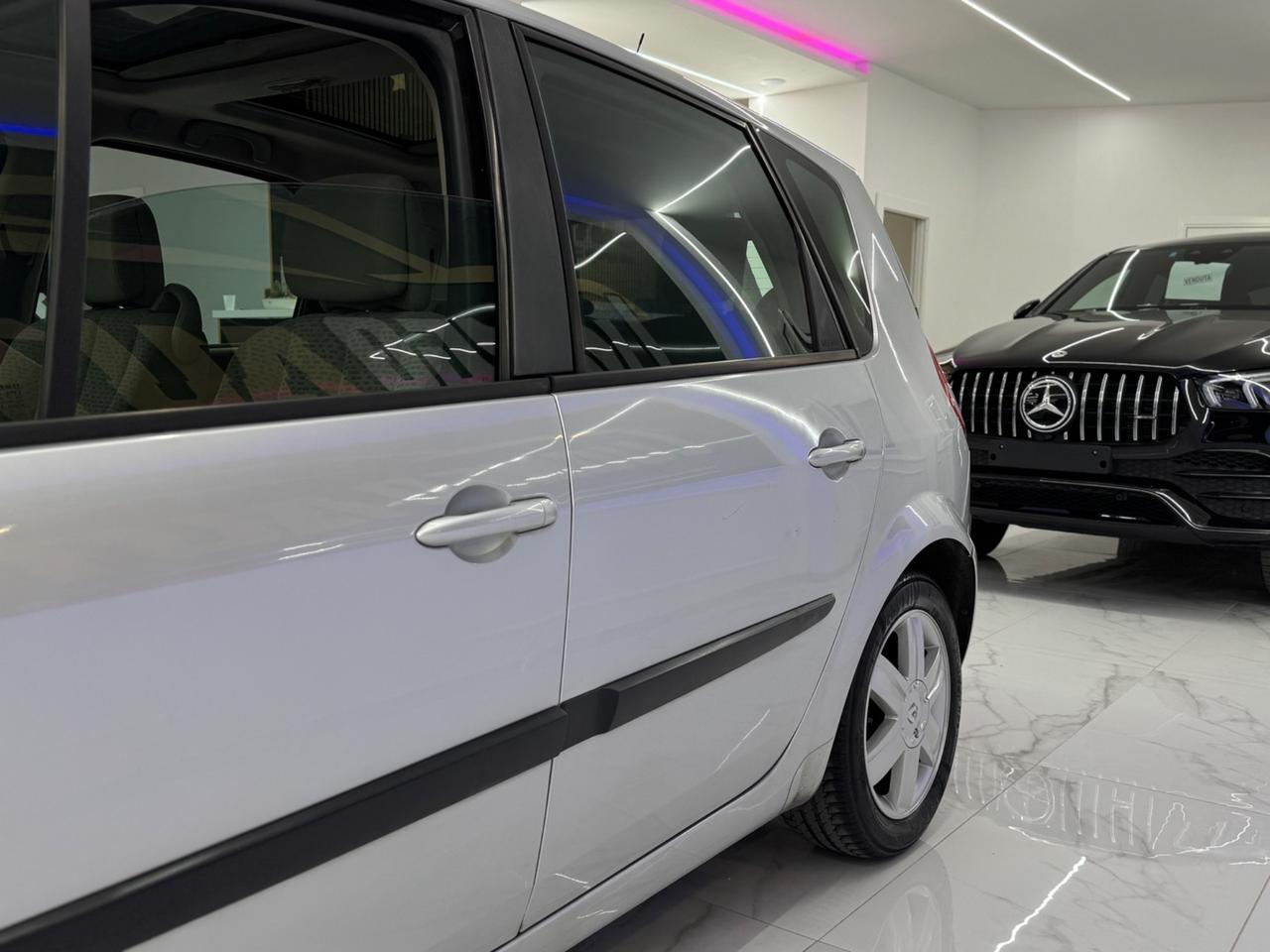 Renault Scenic 1.6 GPL Exeption-Tetto