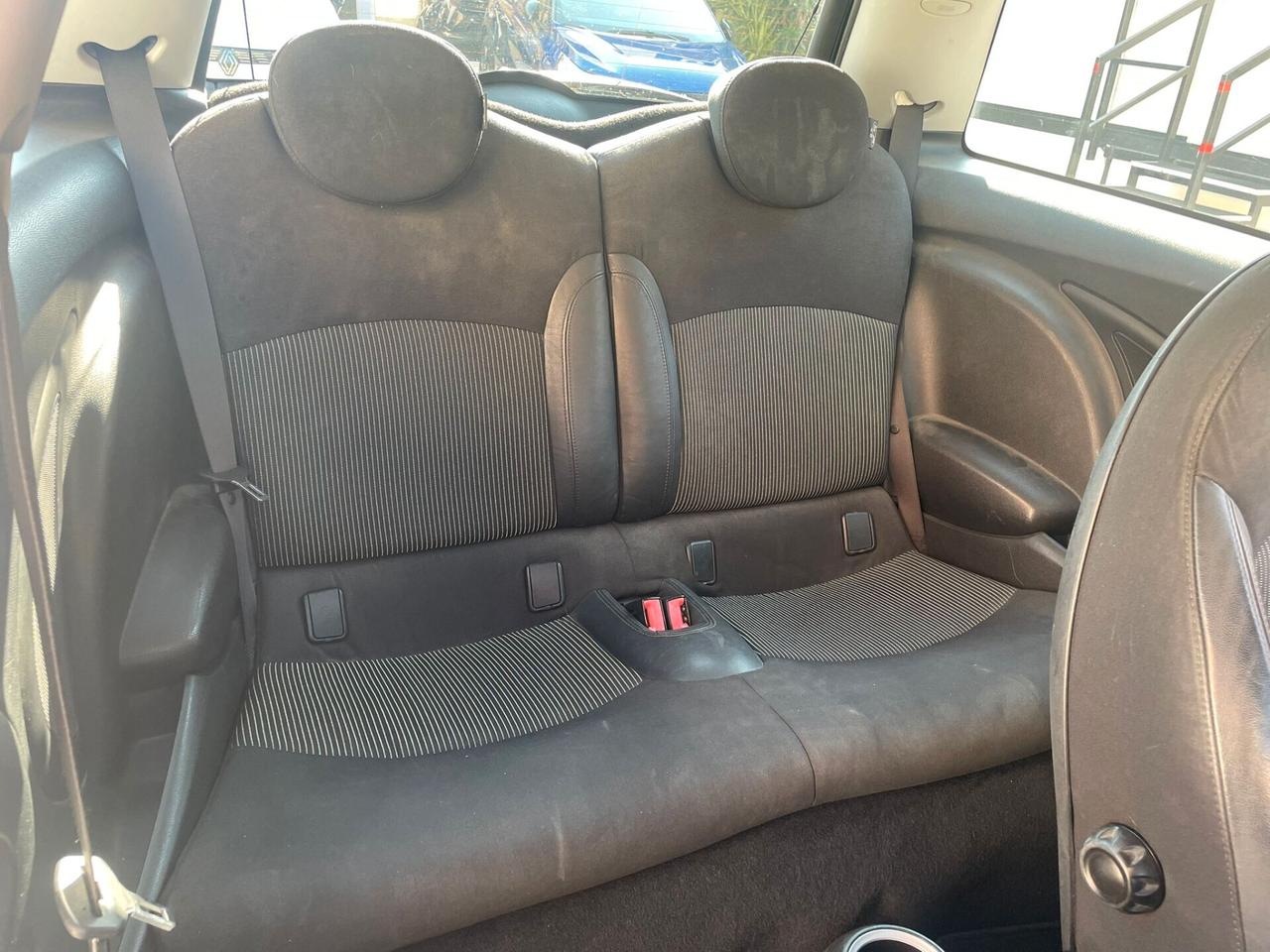 Mini 1.6 16V Cooper D