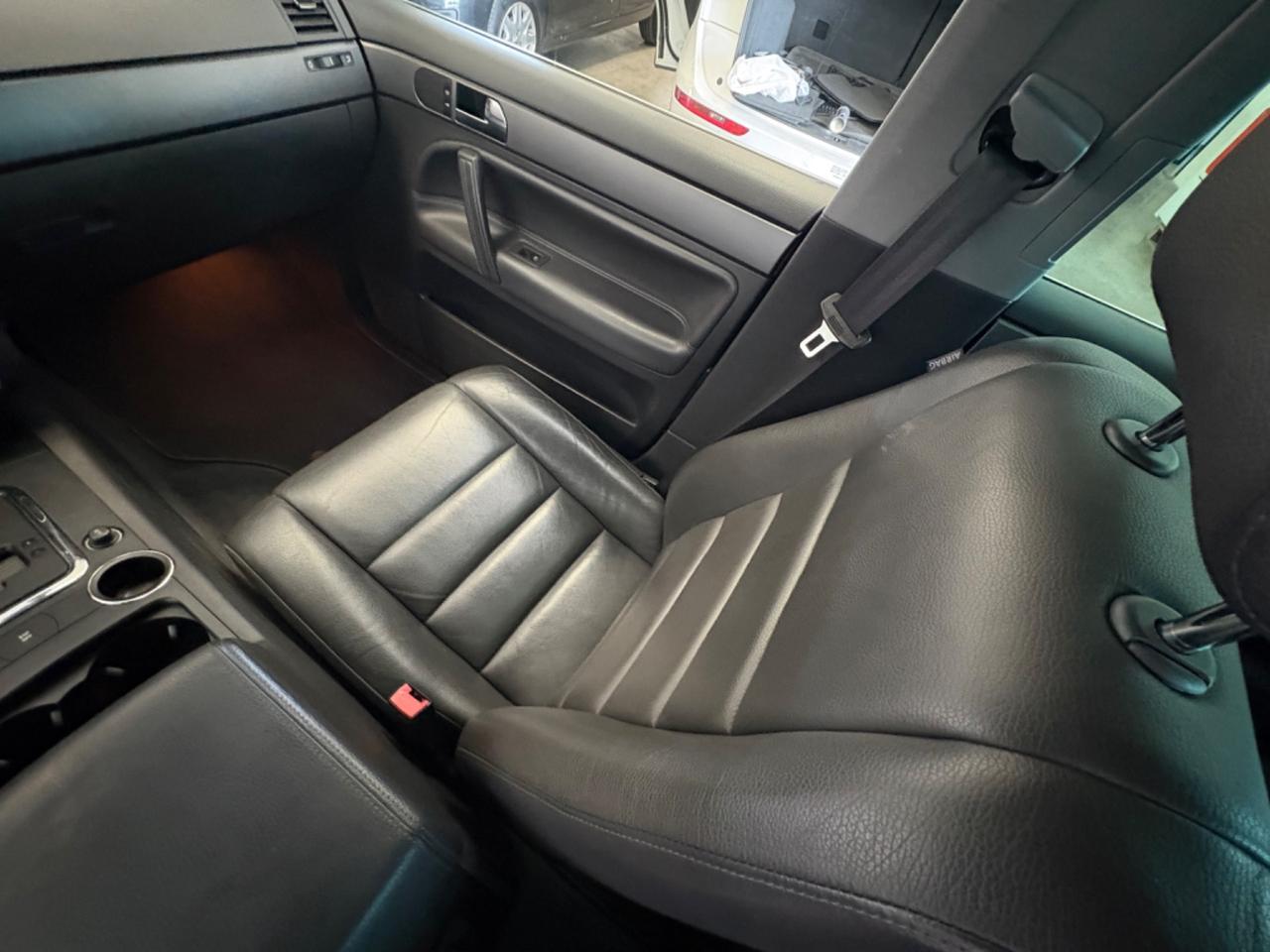 Volkswagen Touareg 3.0 TDI tiptronic 2010