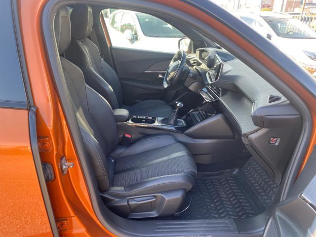 PEUGEOT 2008 BlueHDi 100 S&S GT Line