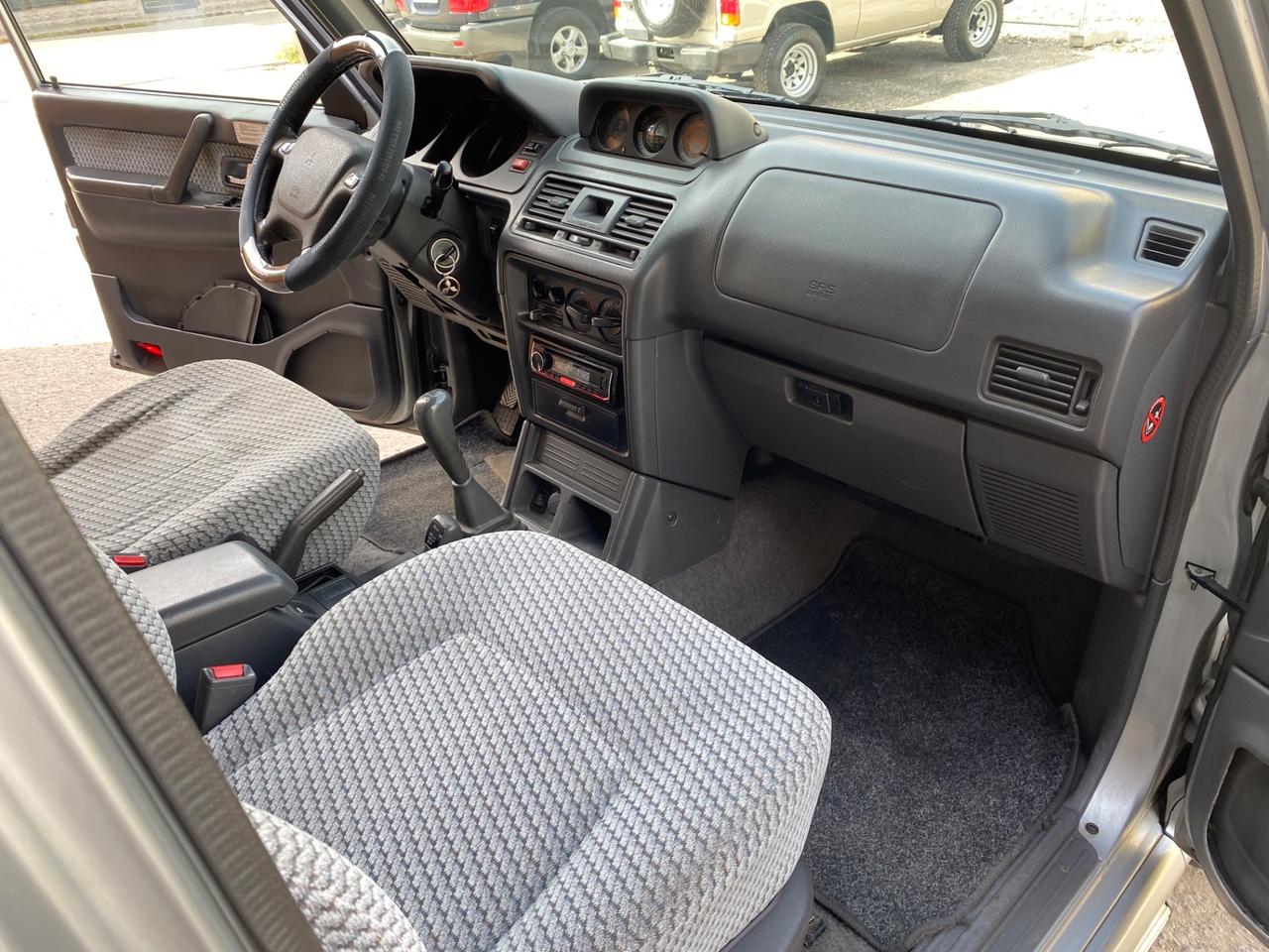 Mitsubishi Pajero 2.5 TDI Metal-top S. Select GLS NEOPATENTATI!!!