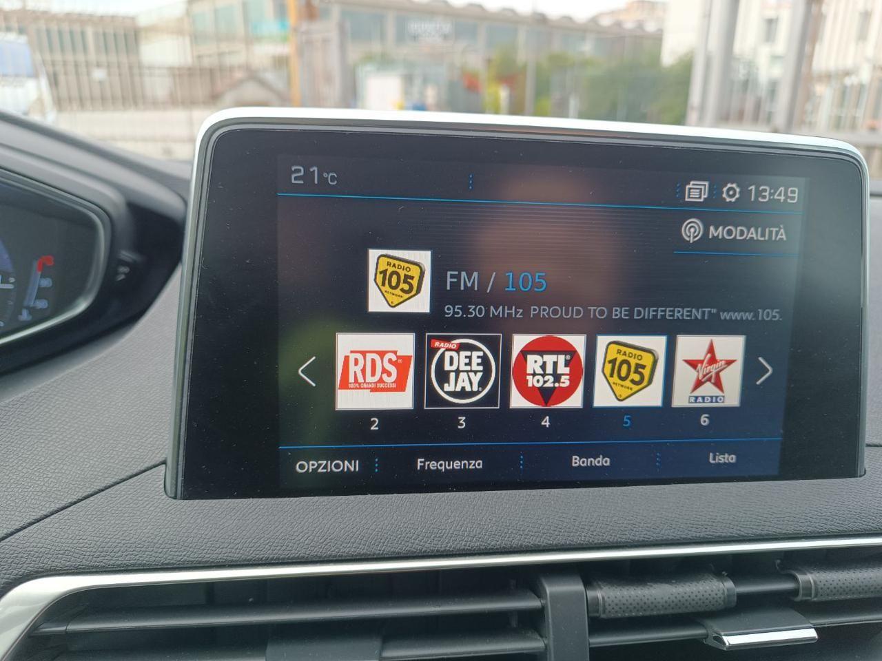 PEUGEOT 3008 BlueHDi 130 S&S EAT8 Allure