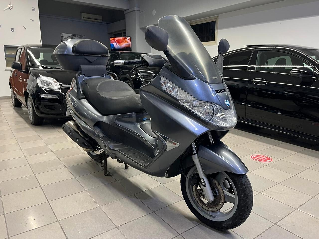 Piaggio X9
