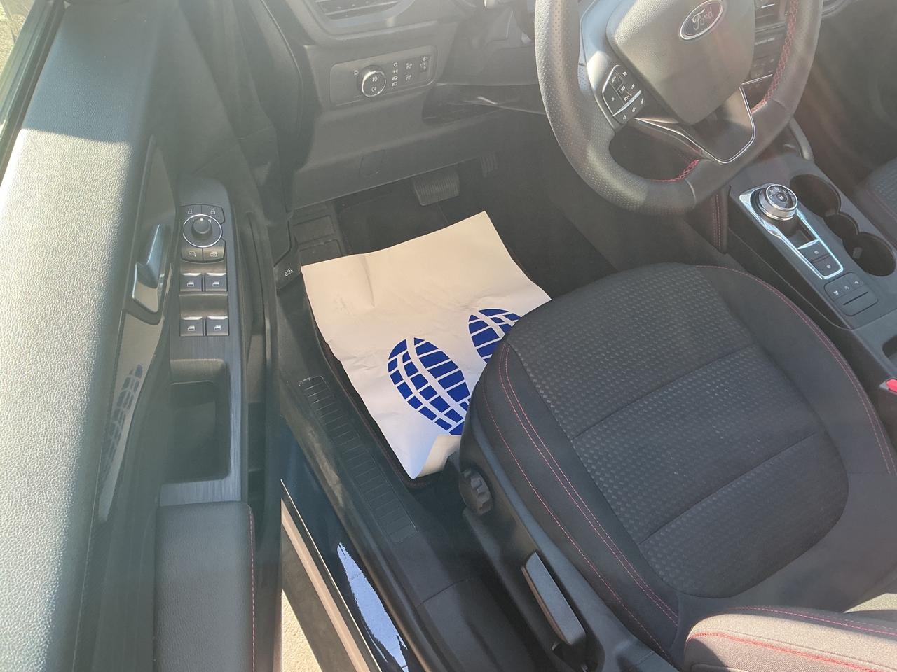 Ford Kuga 1.5 EcoBlue 120 CV aut. 2WD ST-Line - KM 27.000